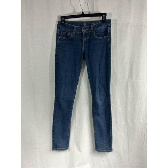 So size 3 Skinny dark blue jeans embroidered back pockets - Picture 1 of 8